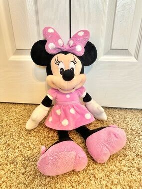 Disney Store Minnie Mouse Lg Pink Dot Dress Plush Doll Stuffed Animal Toy 18”